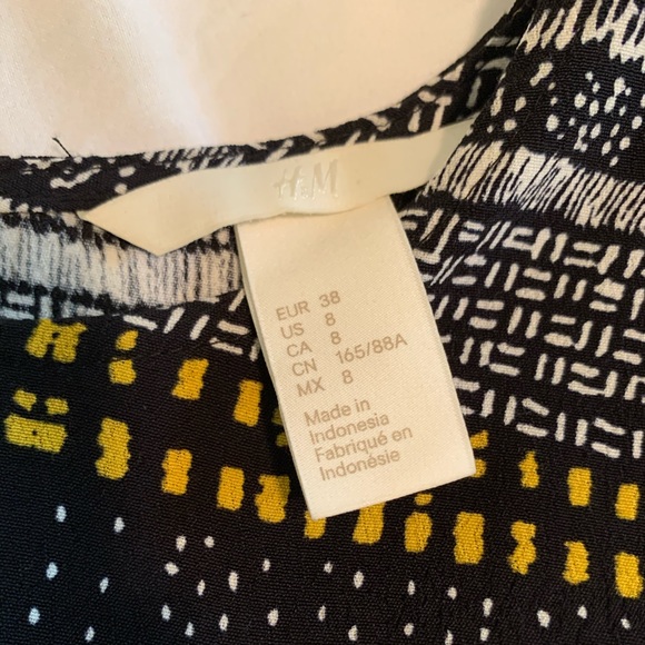 H&M blouse - Picture 4 of 5